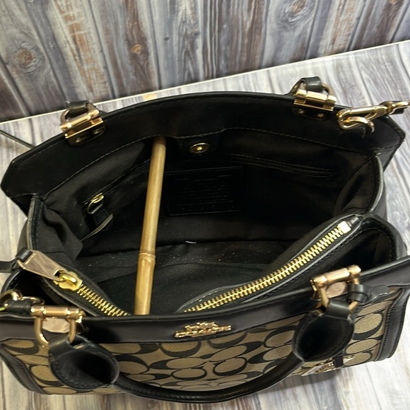 COACH SHOULDER BAG/CROSSBODY SIGNATURE CANVAS AND LEATHER. - Picture 10 of 16